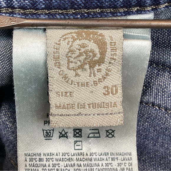 Diesel Industry Belther Regular Slim-Tapered Button Fly Jeans - Picture 11 of 13